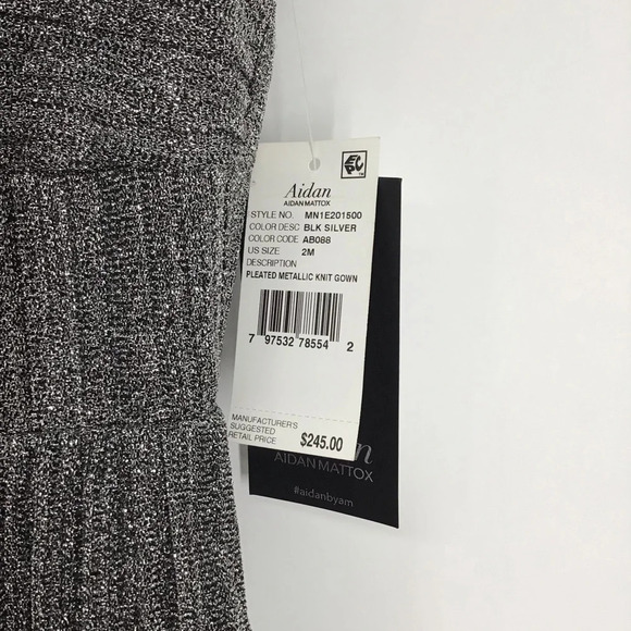 Aidan By Aidan Maddox Metallic Pleated Knit Formal Gown NWT Silver Black Size 2 - Picture 8 of 11